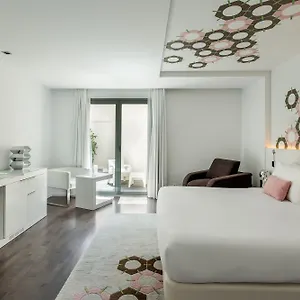 احجز هنا