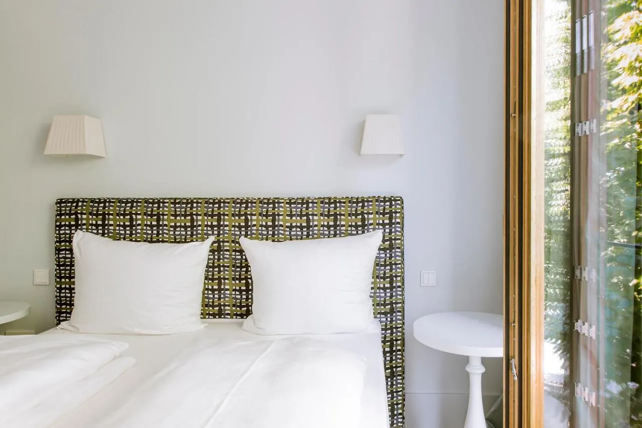 Jugend- Und Familienhotel Augustin Munich 3*,