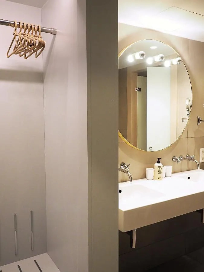 Jugend- Und Familienhotel Augustin Munich
